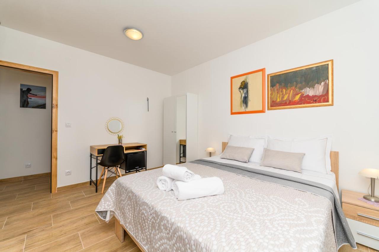 Rooms Forever Miholascica Экстерьер фото